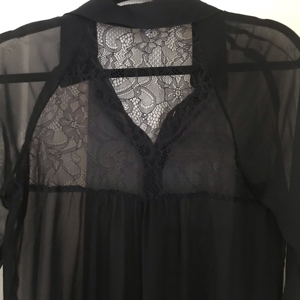 Blouse - Picture 3 of 3